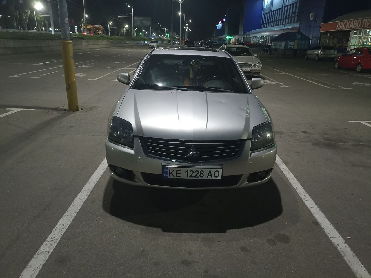 Mitsubishi Galant - фото 1