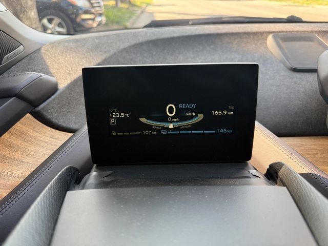 BMW i3 - фото 2