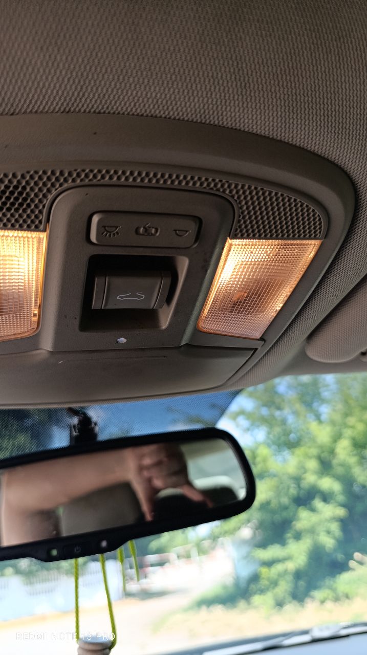 Kia Optima - фото 23