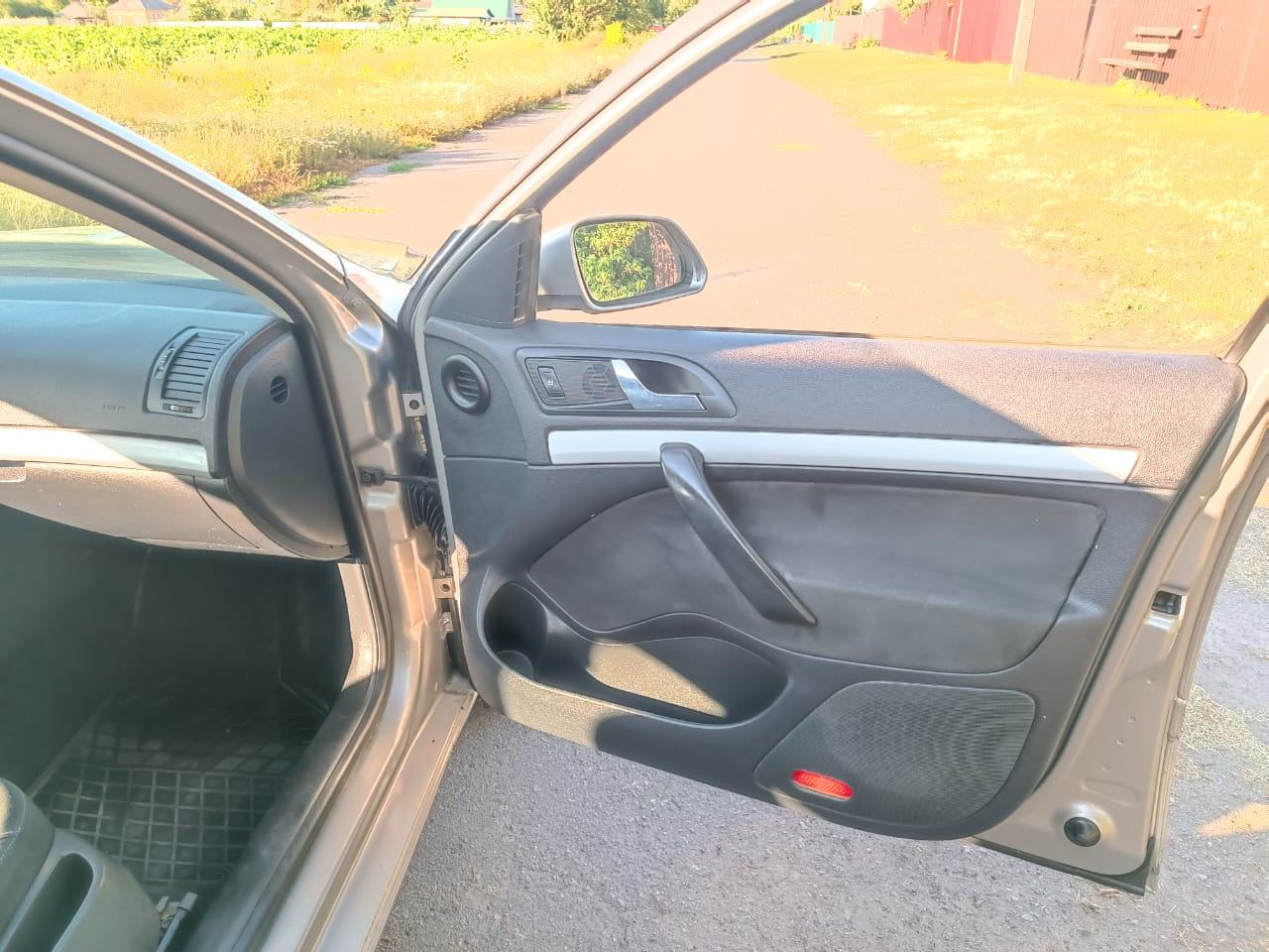 Skoda Octavia - фото 12