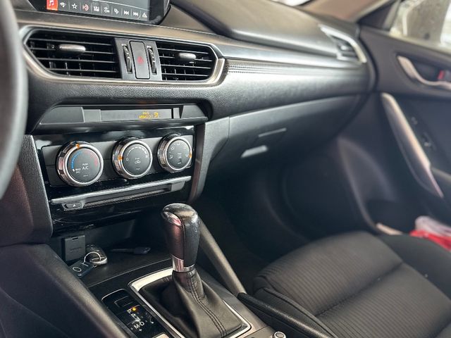 Mazda 6 - фото 3