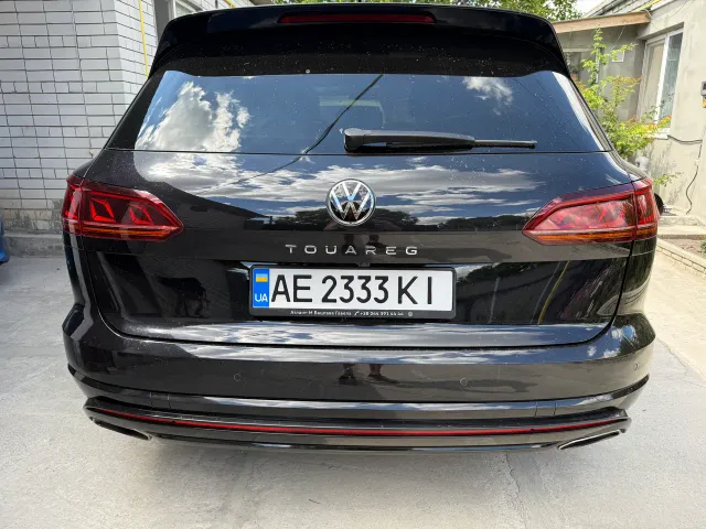 Volkswagen Touareg - фото 3