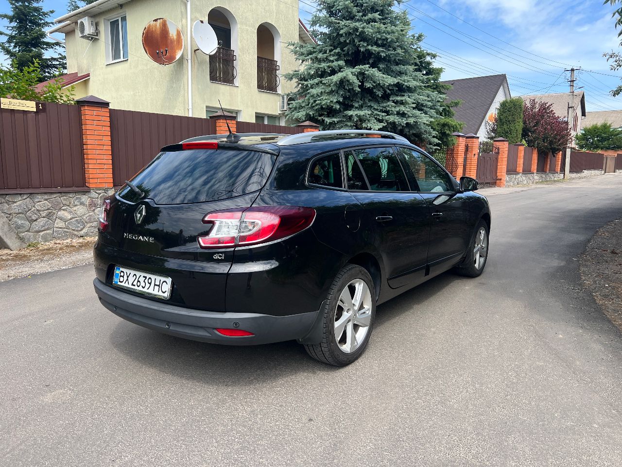 Renault Megane - фото 17