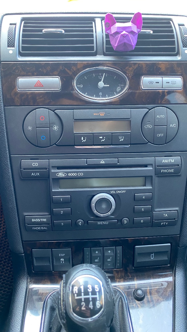 Ford Mondeo - фото 8