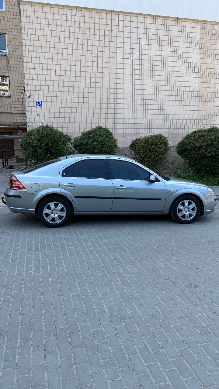 Ford Mondeo - фото 4