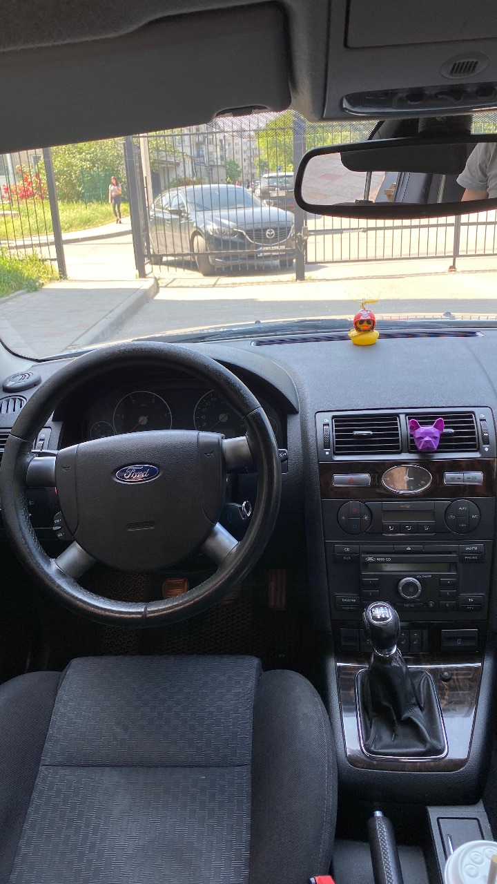 Ford Mondeo - фото 7