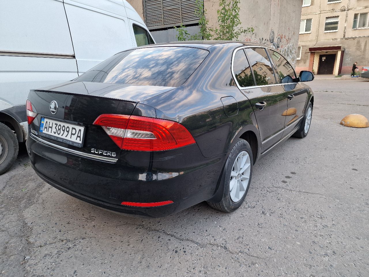 Skoda Superb - фото 1