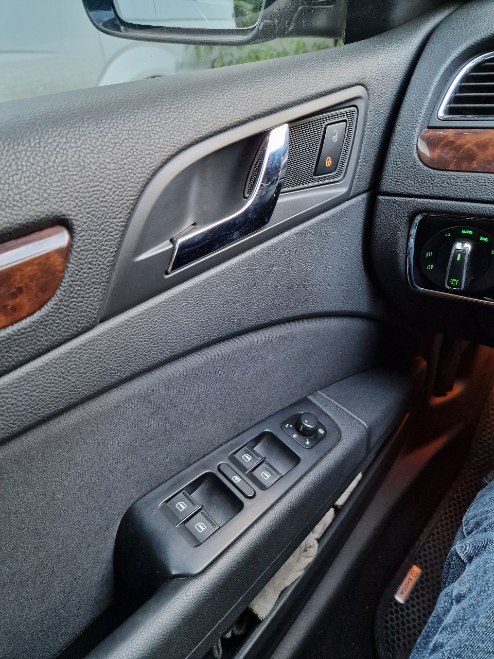 Skoda Superb - фото 10