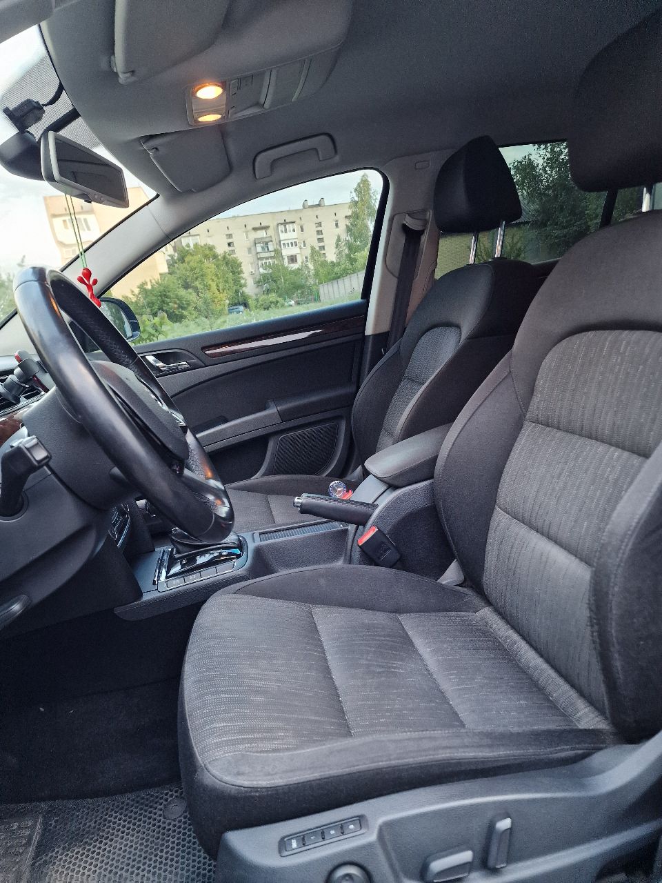 Skoda Superb - фото 6