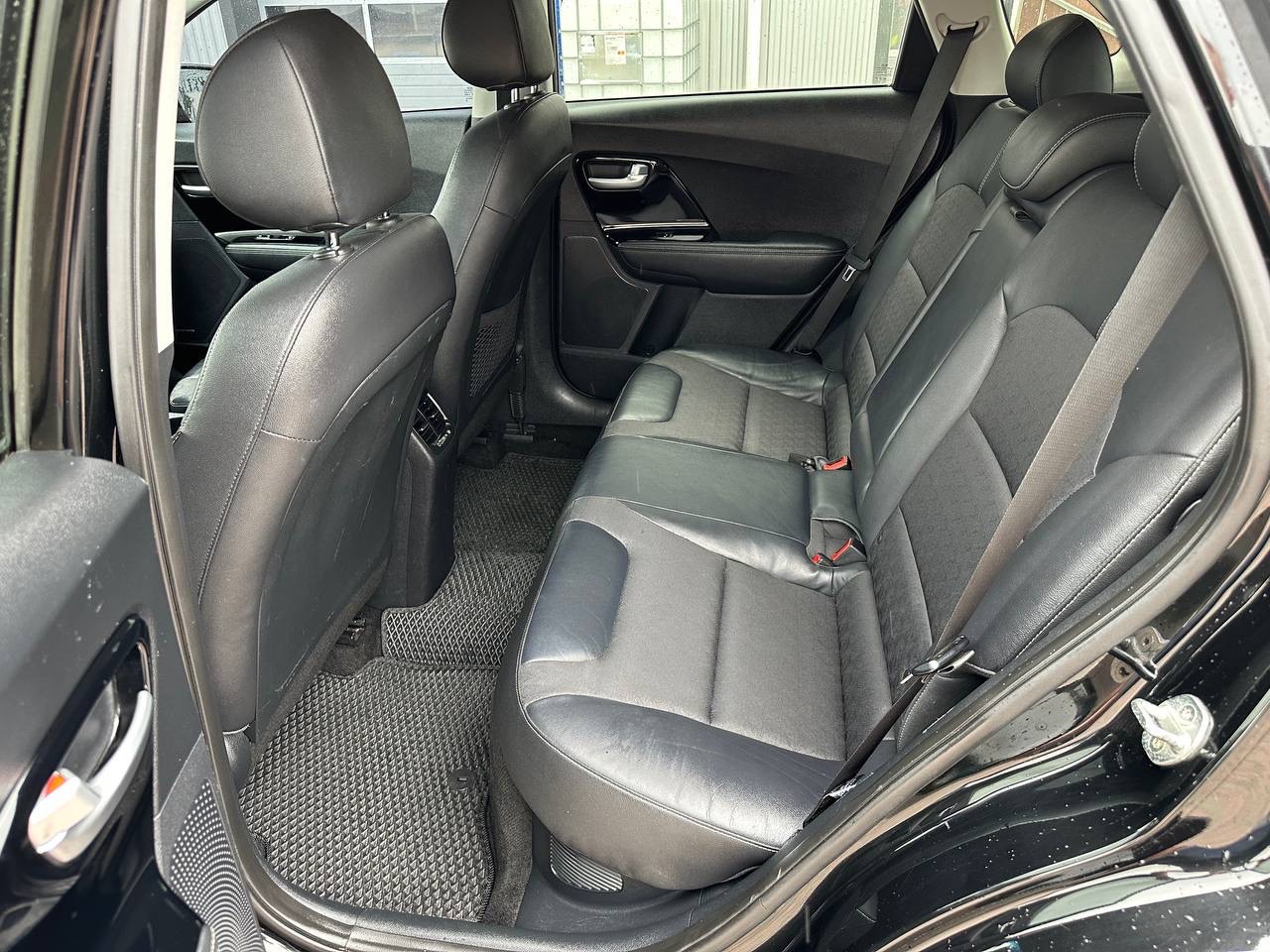 Kia Niro - фото 19