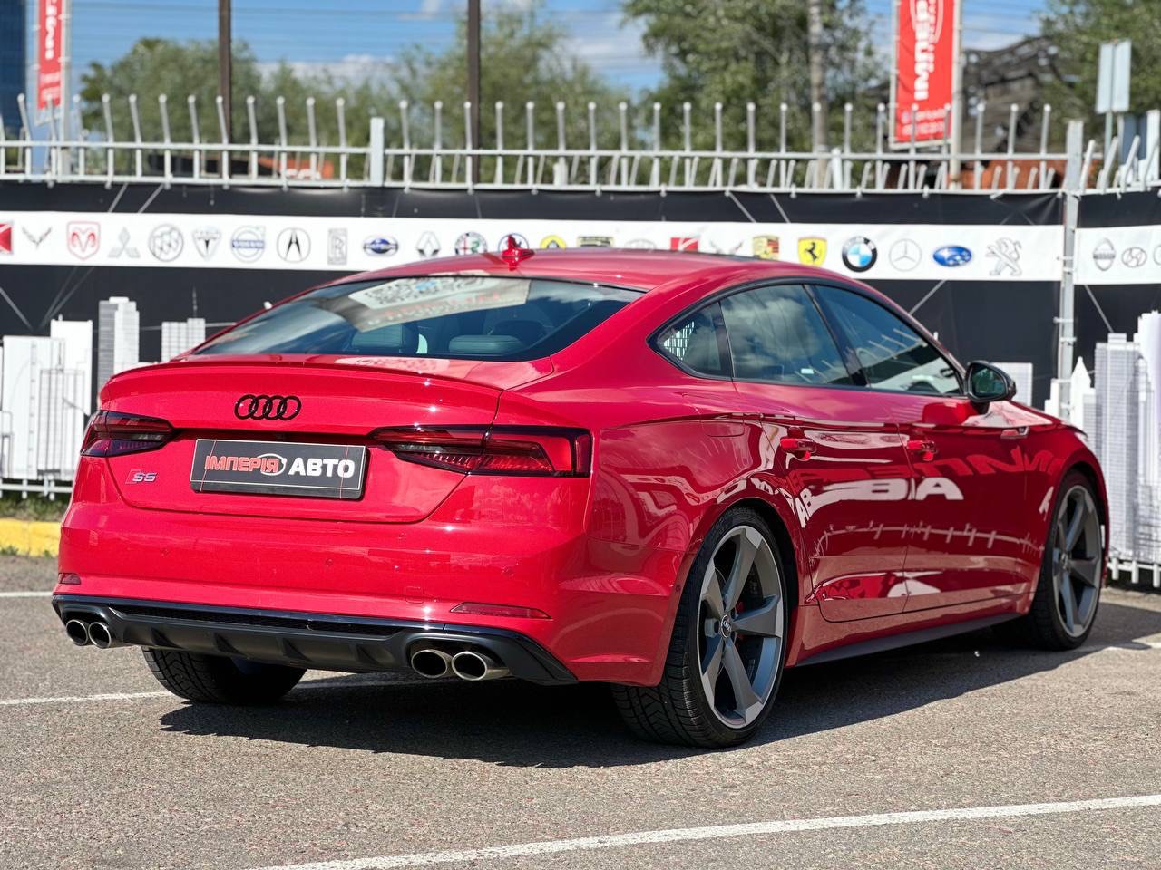 Audi S5 - фото 8