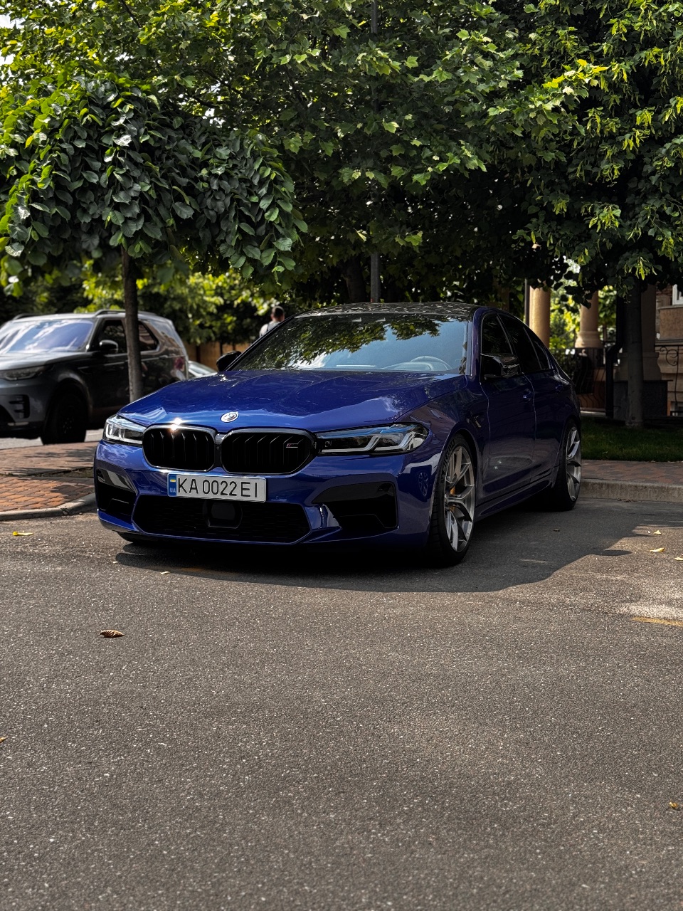 BMW M5 - фото 1