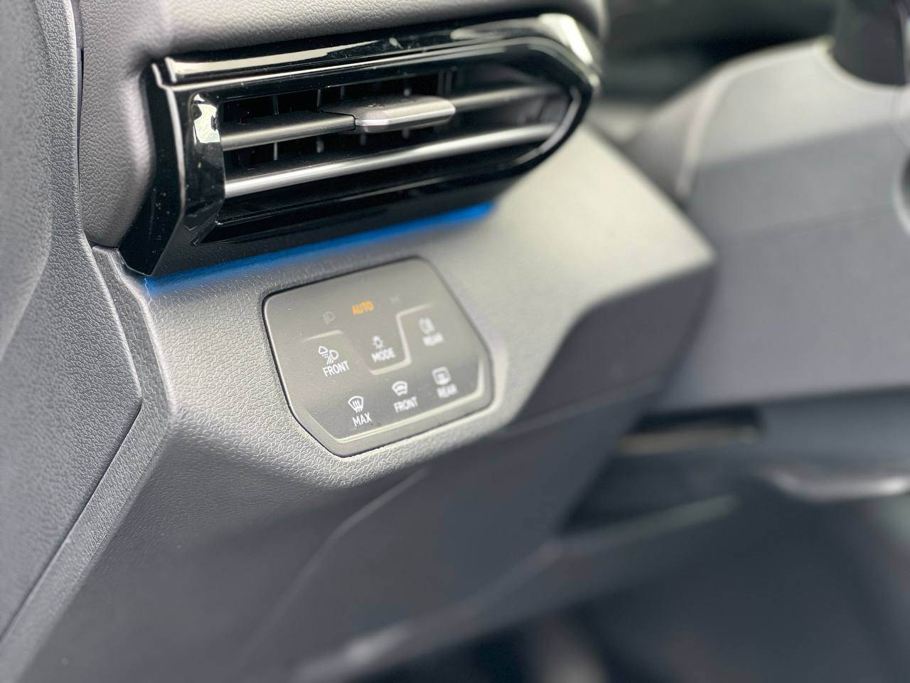 Volkswagen ID.4 - фото 19