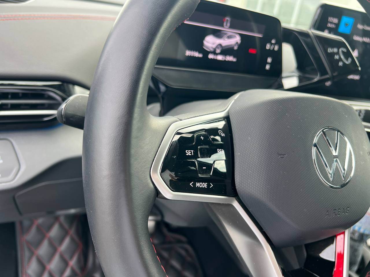 Volkswagen ID.4 - фото 9