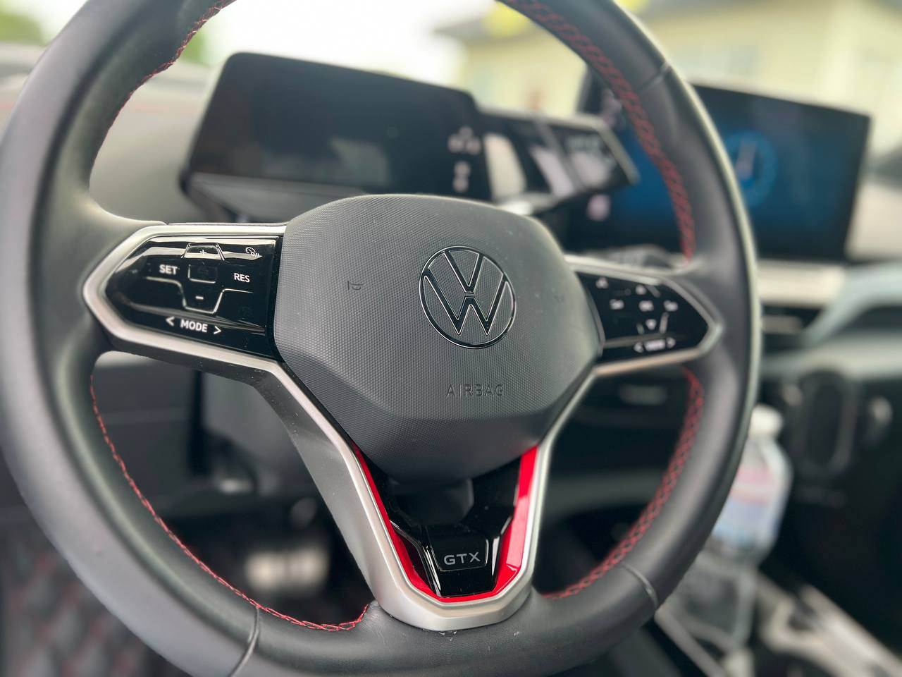 Volkswagen ID.4 - фото 10