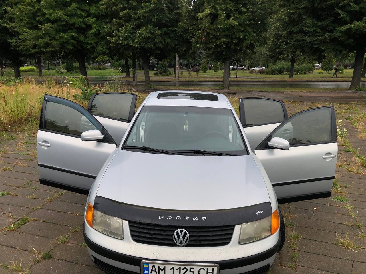 Volkswagen Passat - фото 10