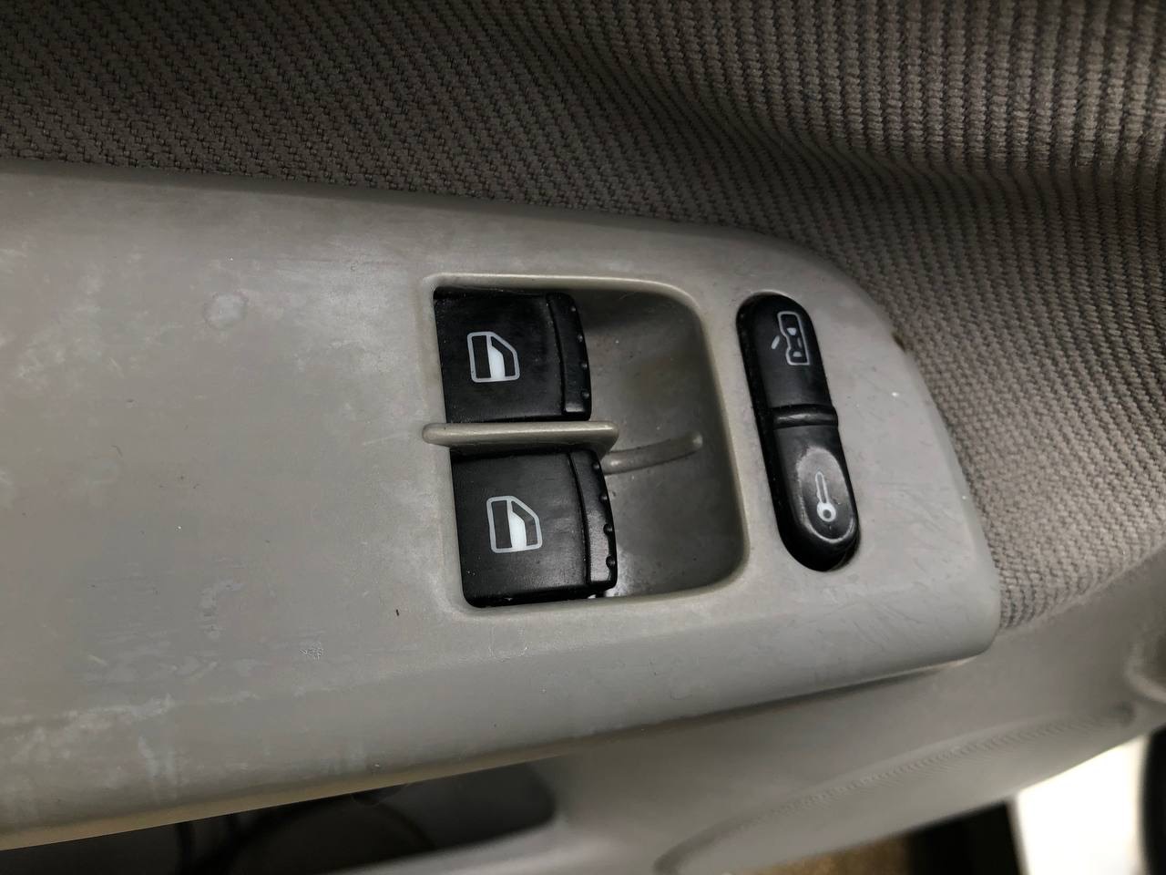 Volkswagen Passat - фото 12