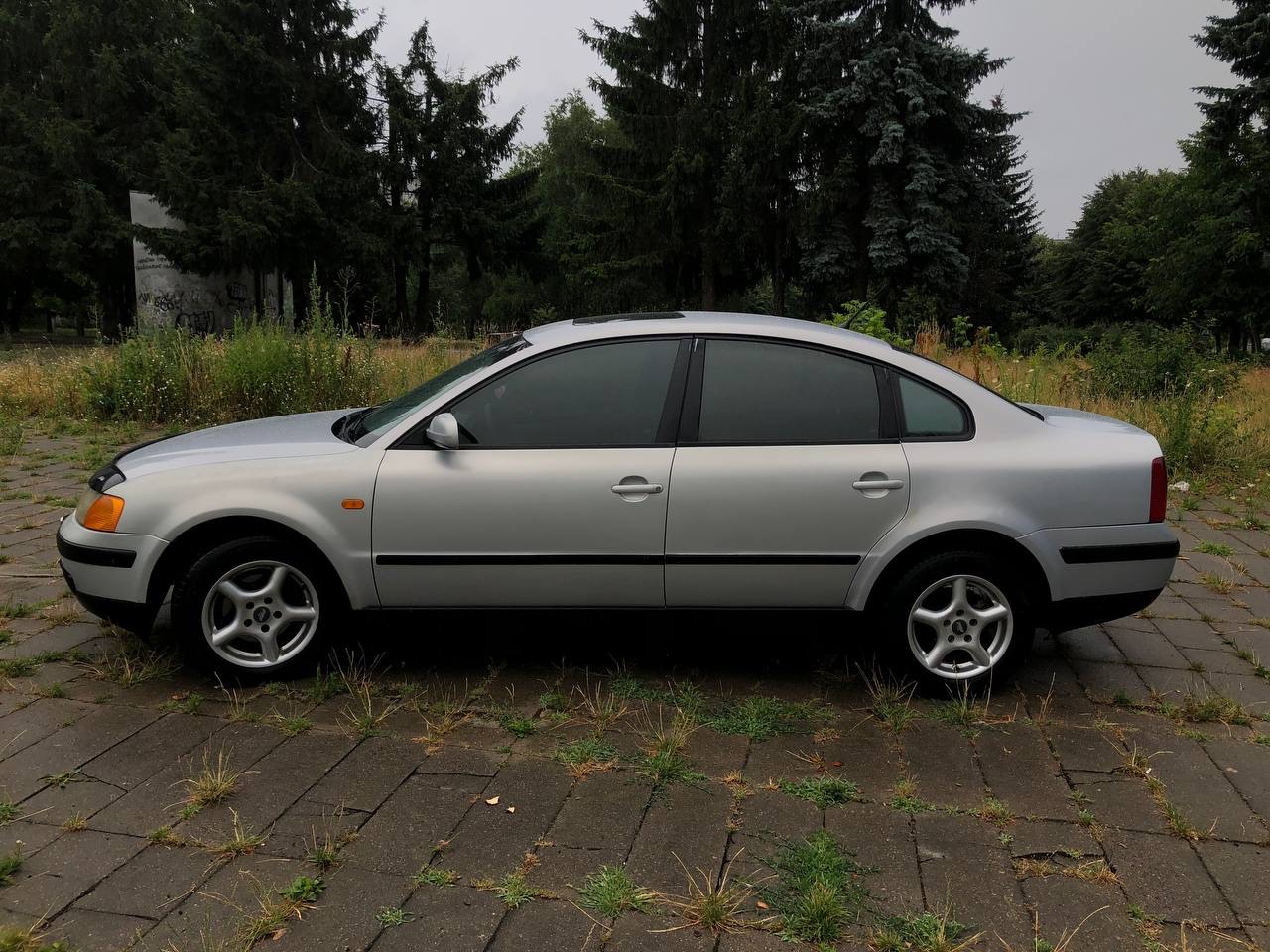 Volkswagen Passat - фото 7