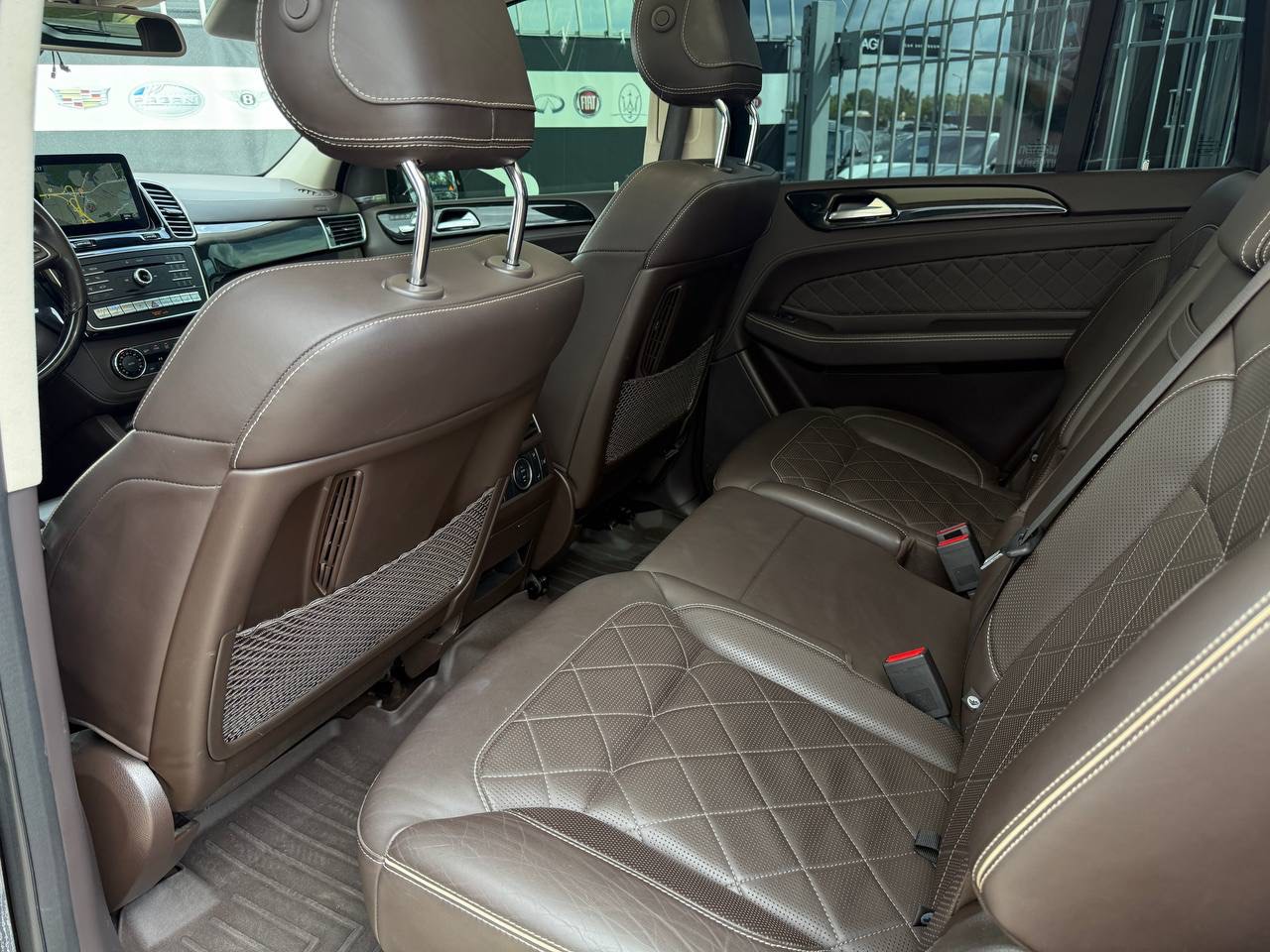 Mercedes-Benz GLS - фото 1