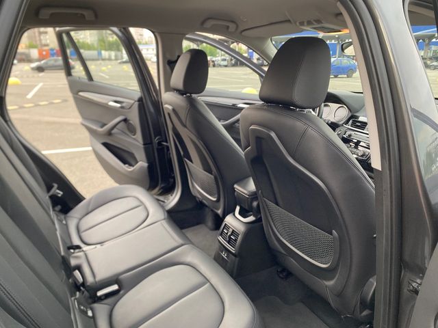 BMW X1 - фото 2