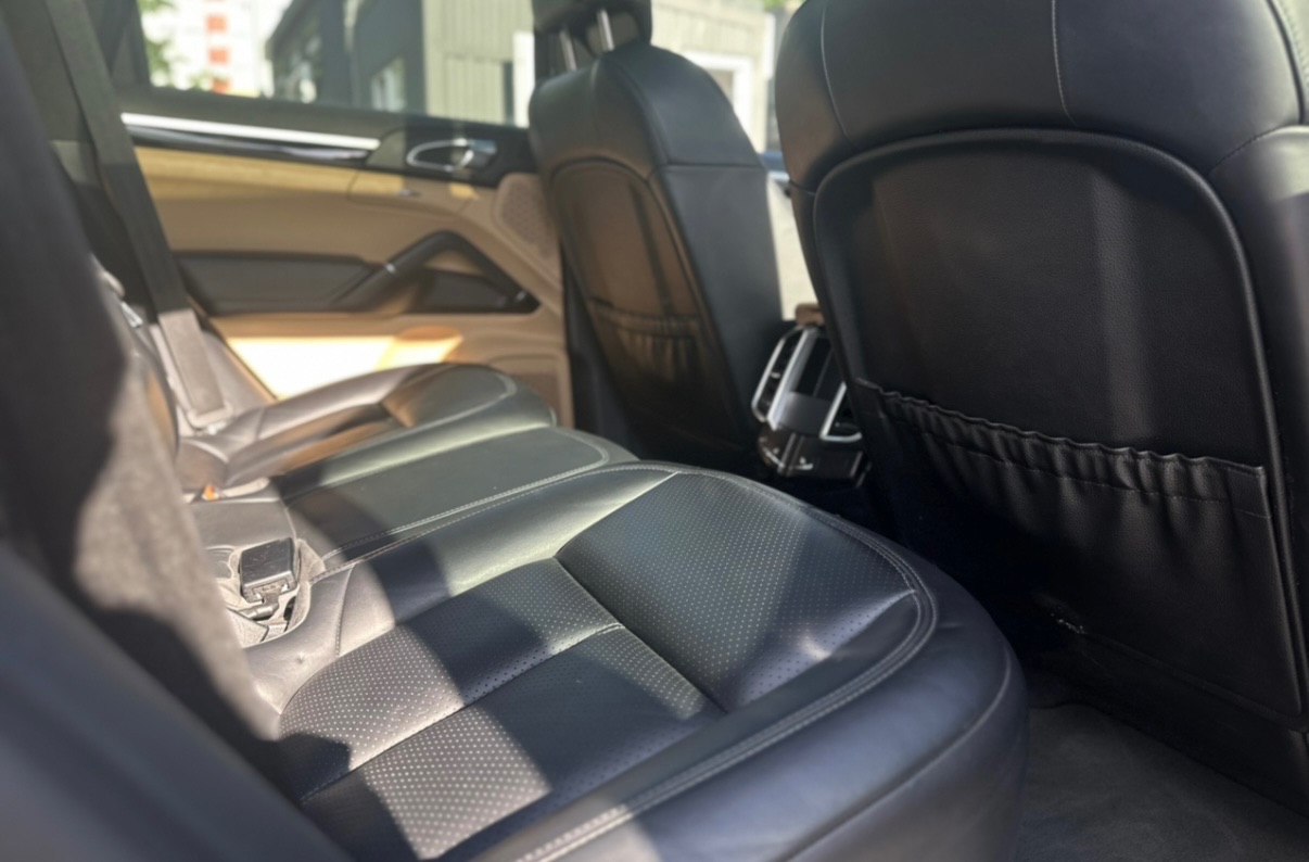 Porsche Cayenne - фото 24