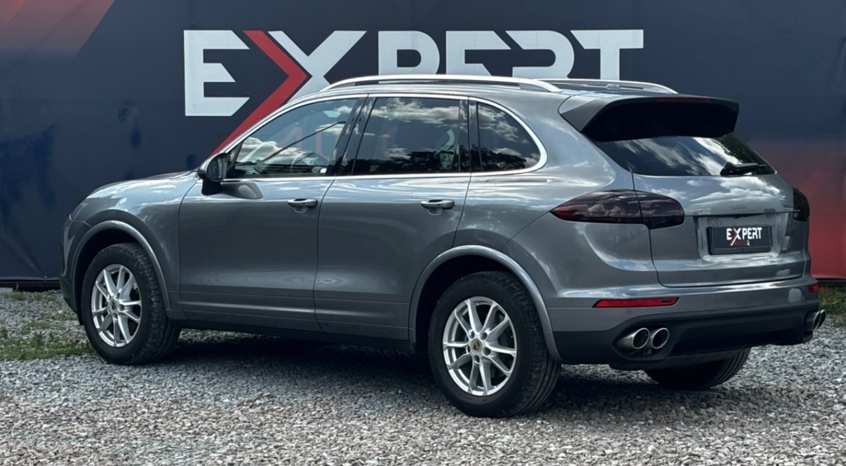 Porsche Cayenne - фото 3