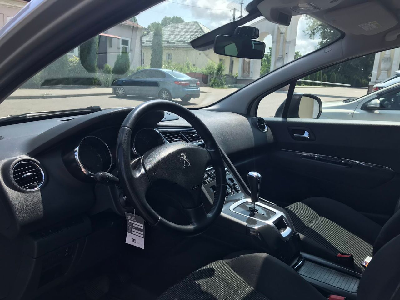 Peugeot 5008 - фото 7