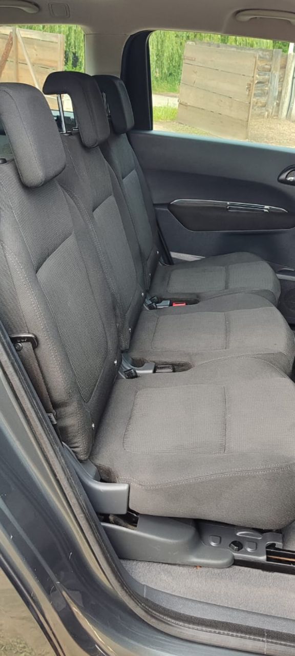 Peugeot 5008 - фото 6