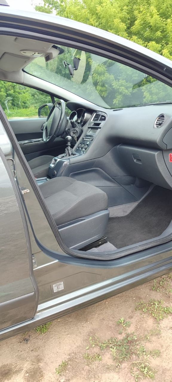 Peugeot 5008 - фото 11