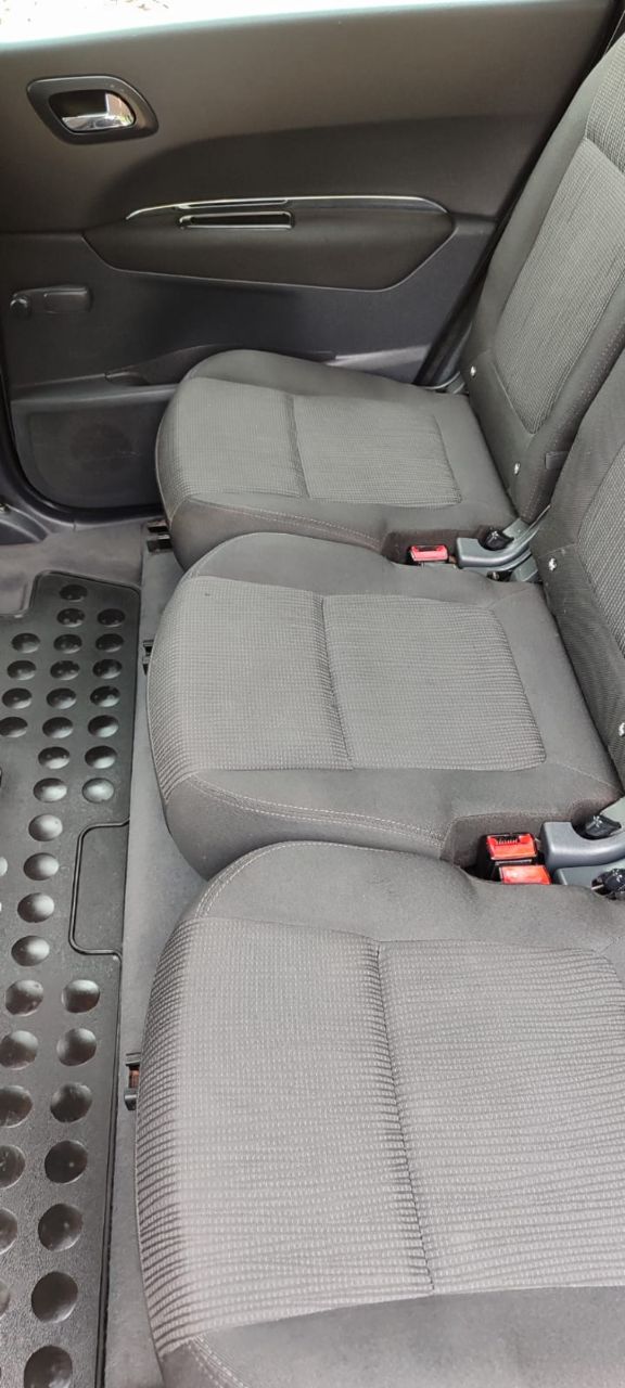 Peugeot 5008 - фото 4