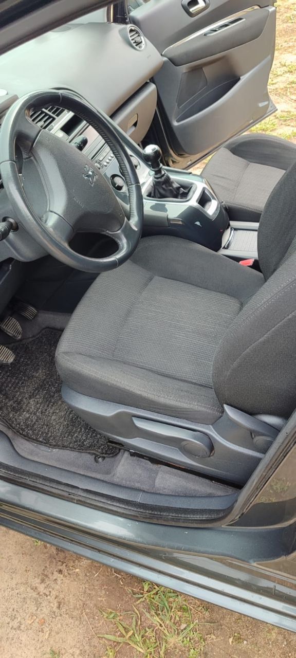 Peugeot 5008 - фото 3