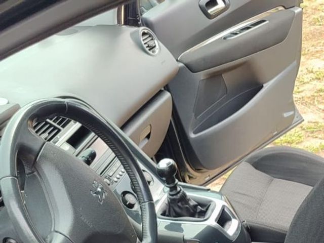 Peugeot 5008 - фото 3
