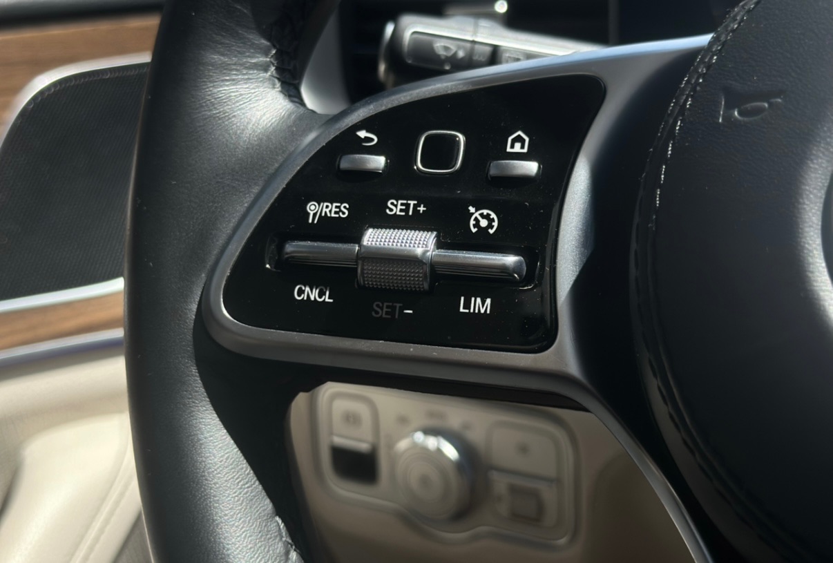 Mercedes-Benz GLE - фото 13