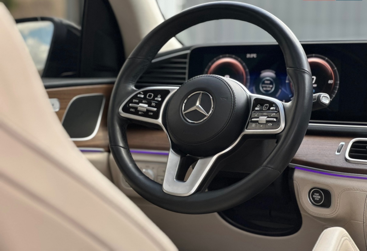 Mercedes-Benz GLE - фото 12