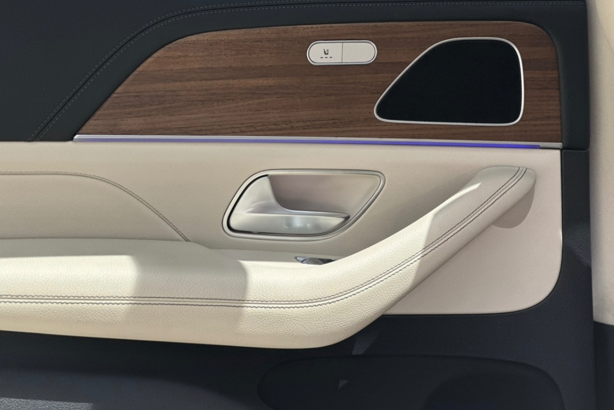 Mercedes-Benz GLE - фото 33