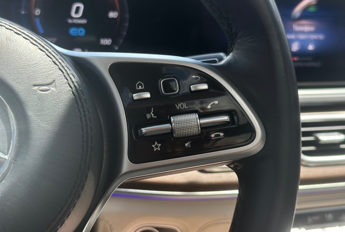 Mercedes-Benz GLE - фото 14