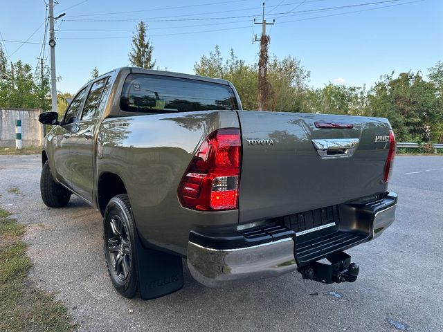 Toyota Hilux - зображення 2