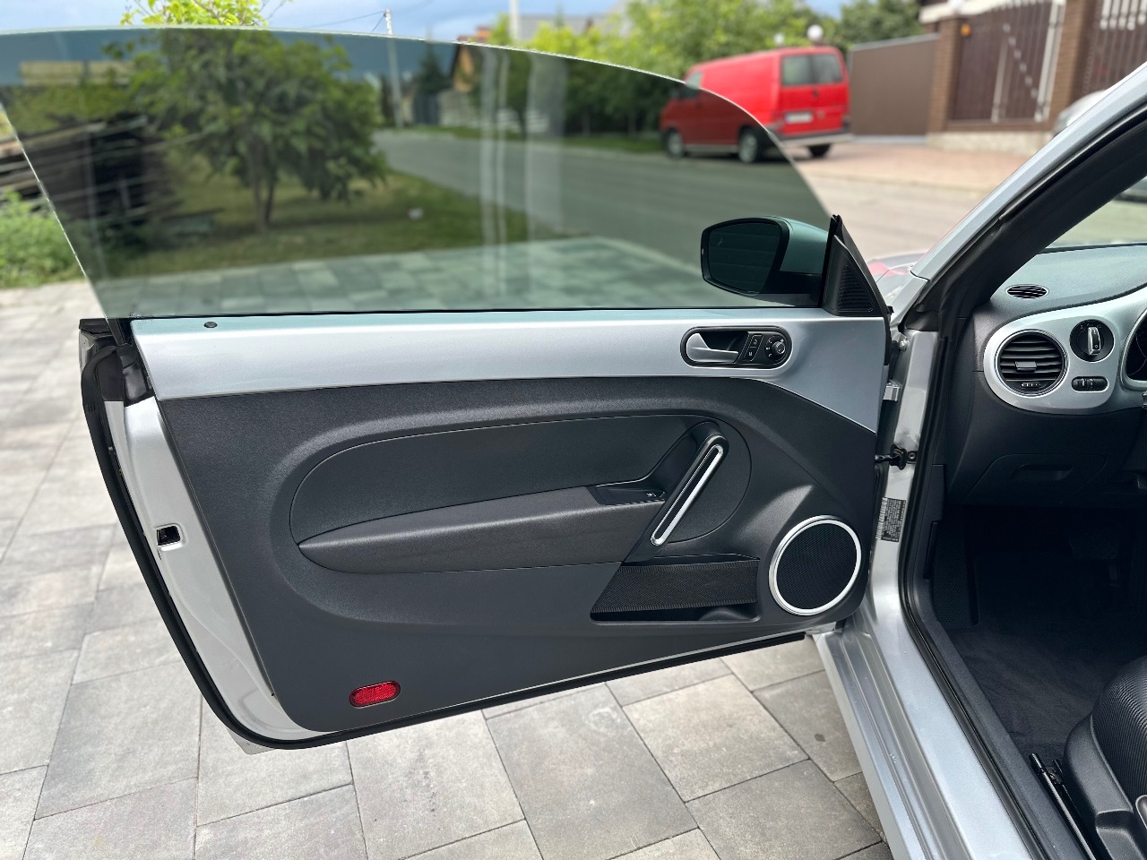 Volkswagen Beetle - фото 33