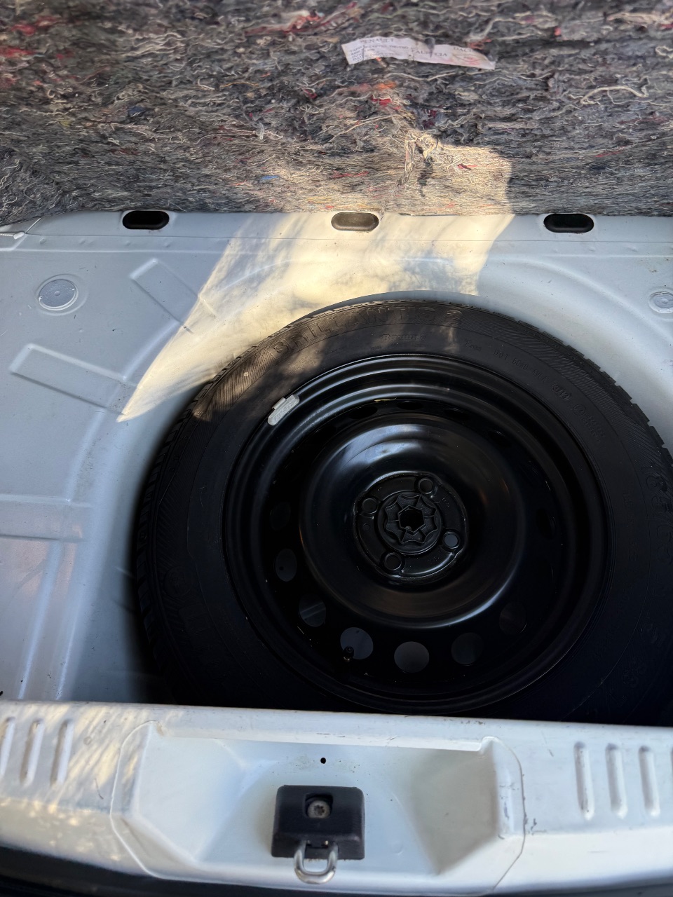 Renault Sandero - фото 6