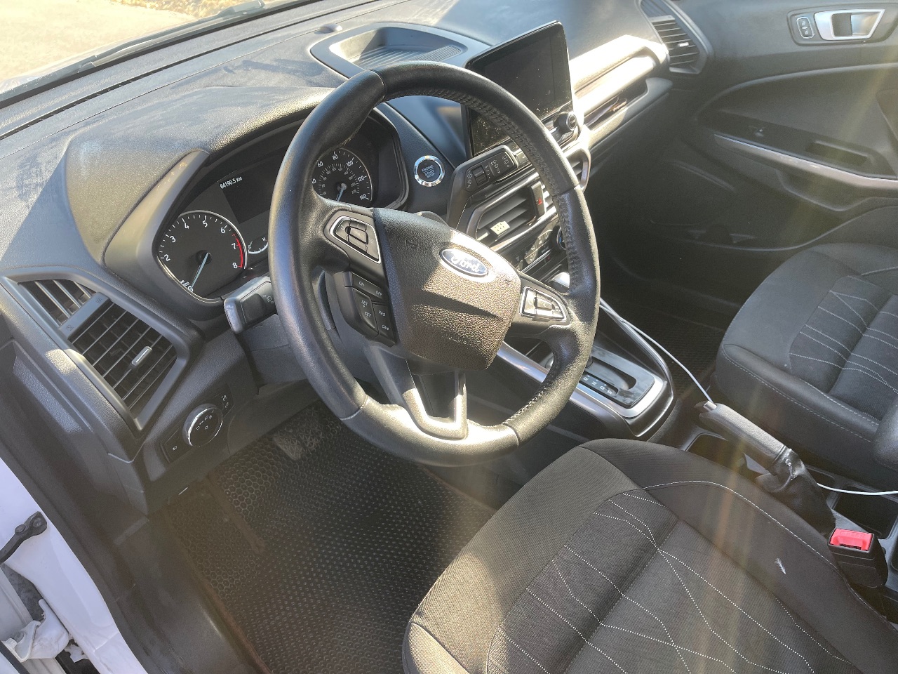 Ford EcoSport - фото 9