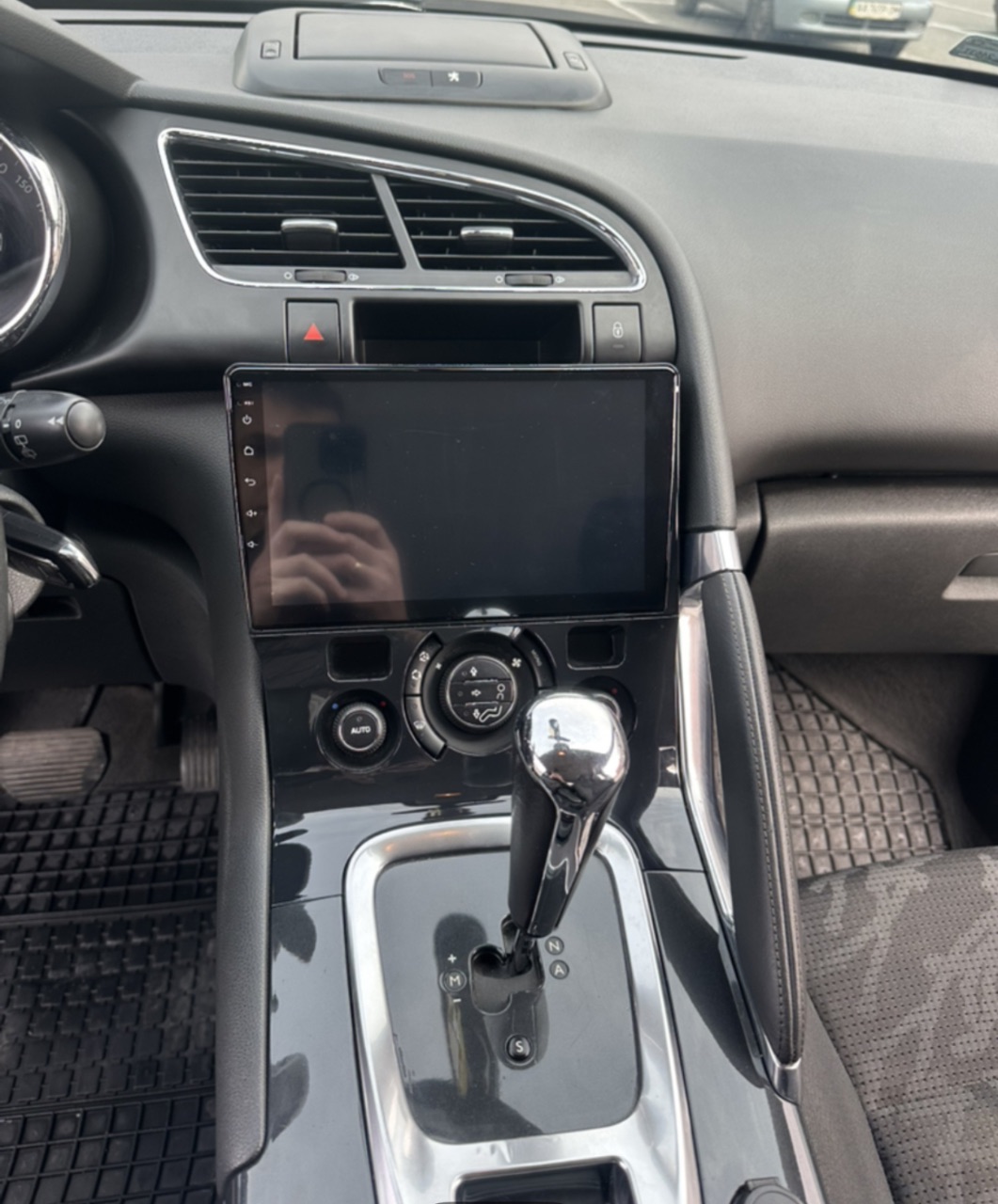 Peugeot 3008 - фото 8