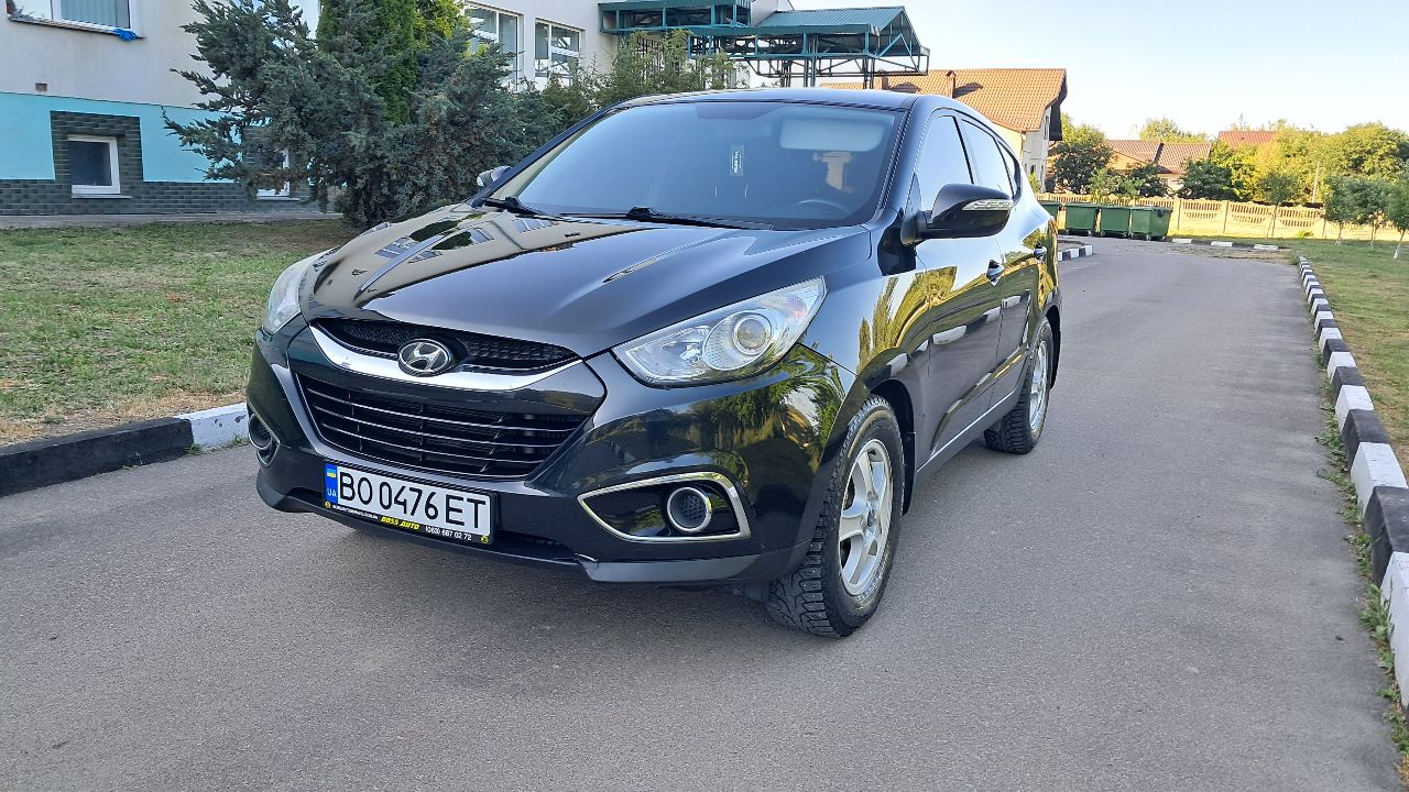 Hyundai ix35 - фото 1