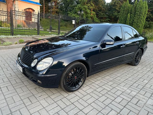 Mercedes-Benz E-Класс - зображення 2