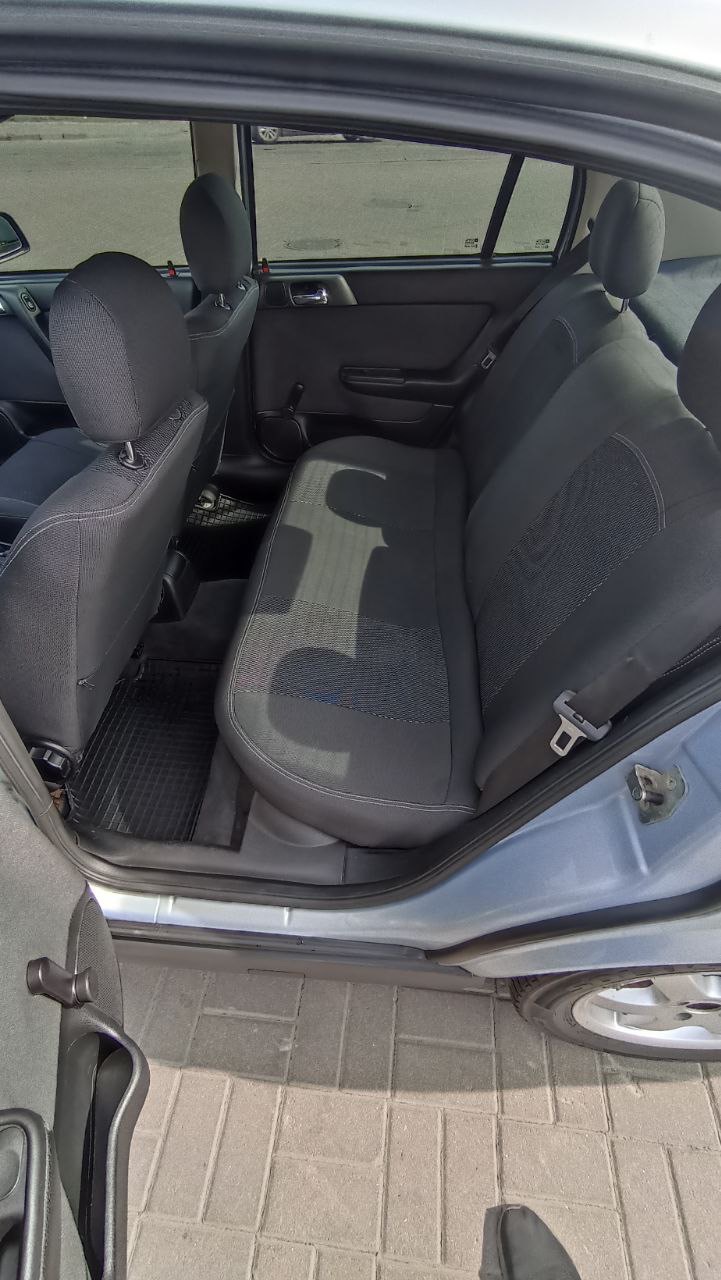 Opel Astra - фото 7