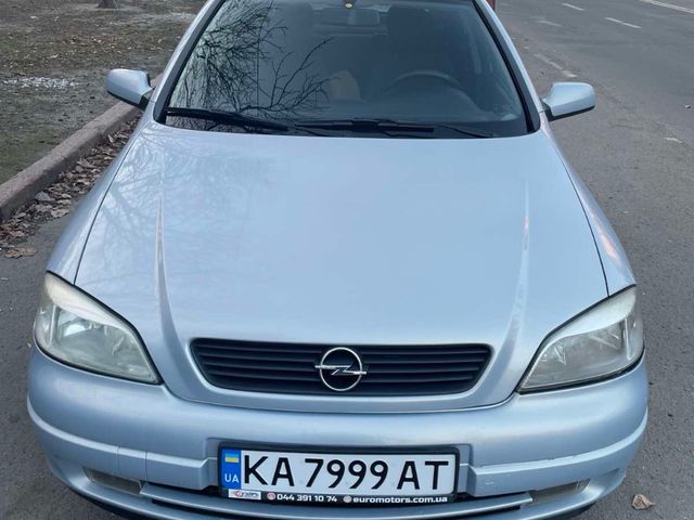 Opel Astra - фото 3