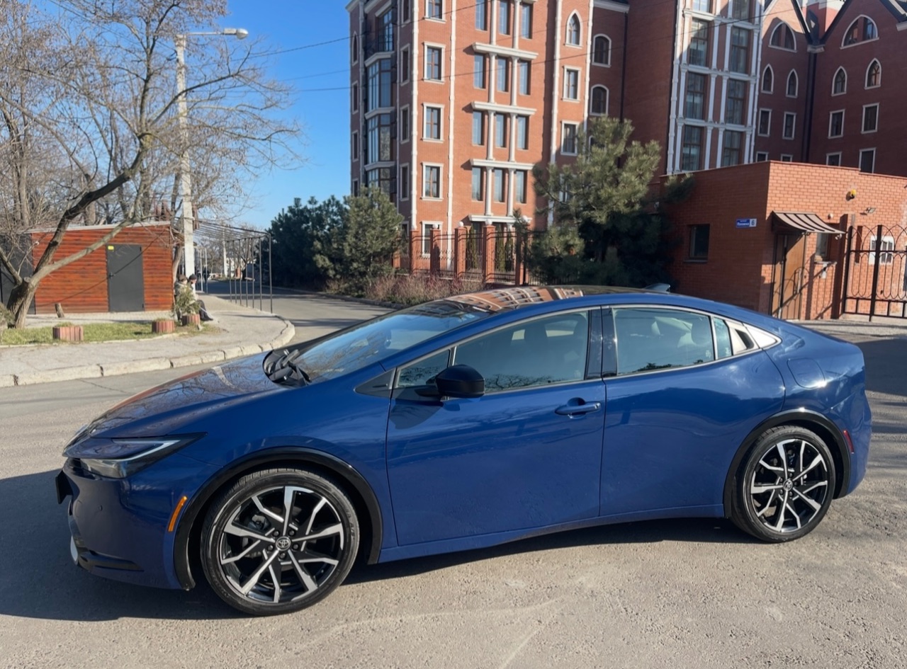 Toyota Prius - фото 11