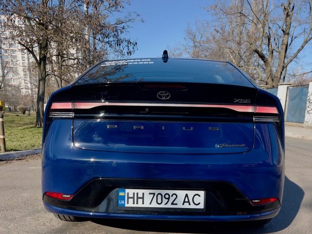 Toyota Prius - фото 3