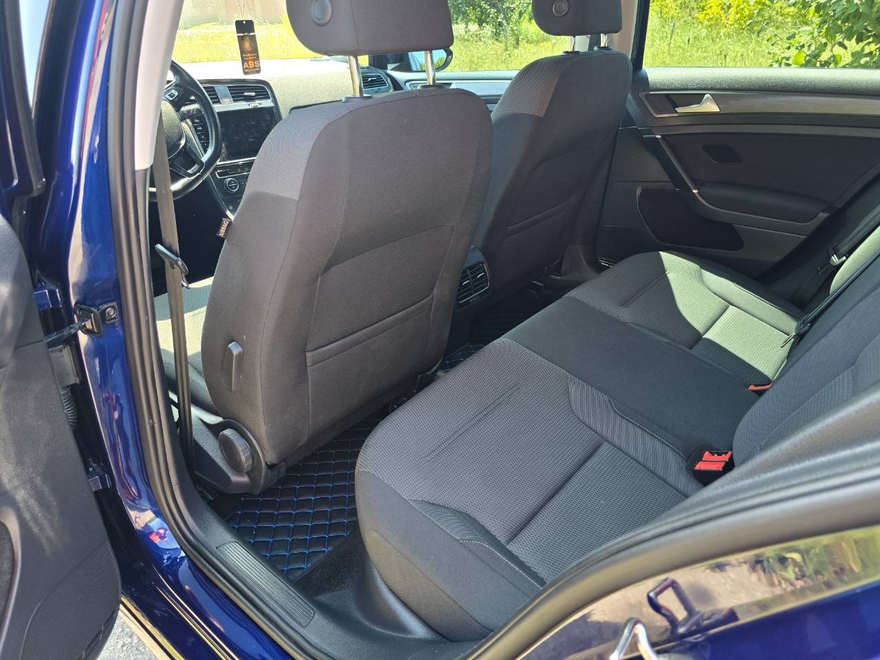 Volkswagen Golf - фото 30