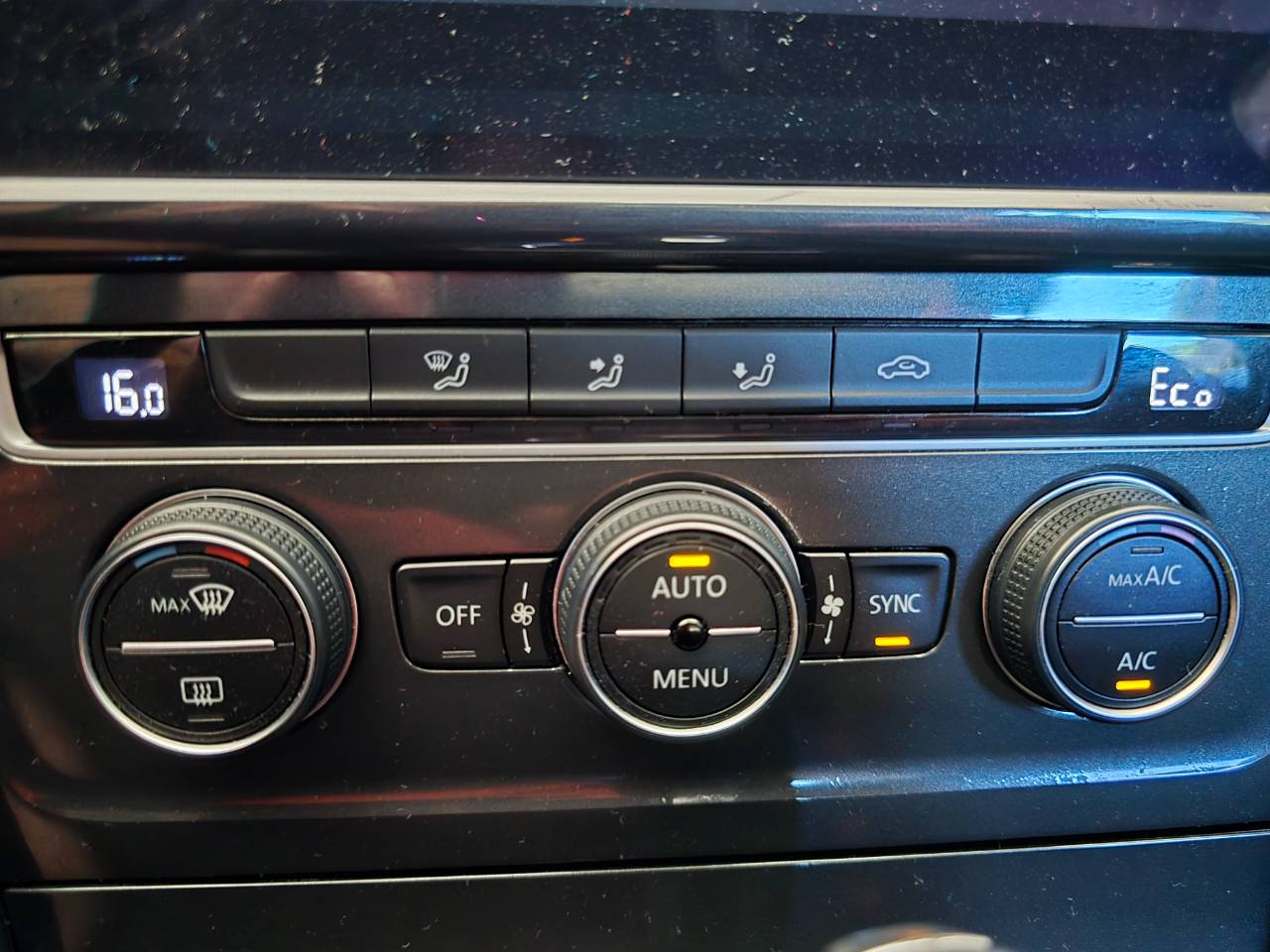 Volkswagen Golf - фото 35