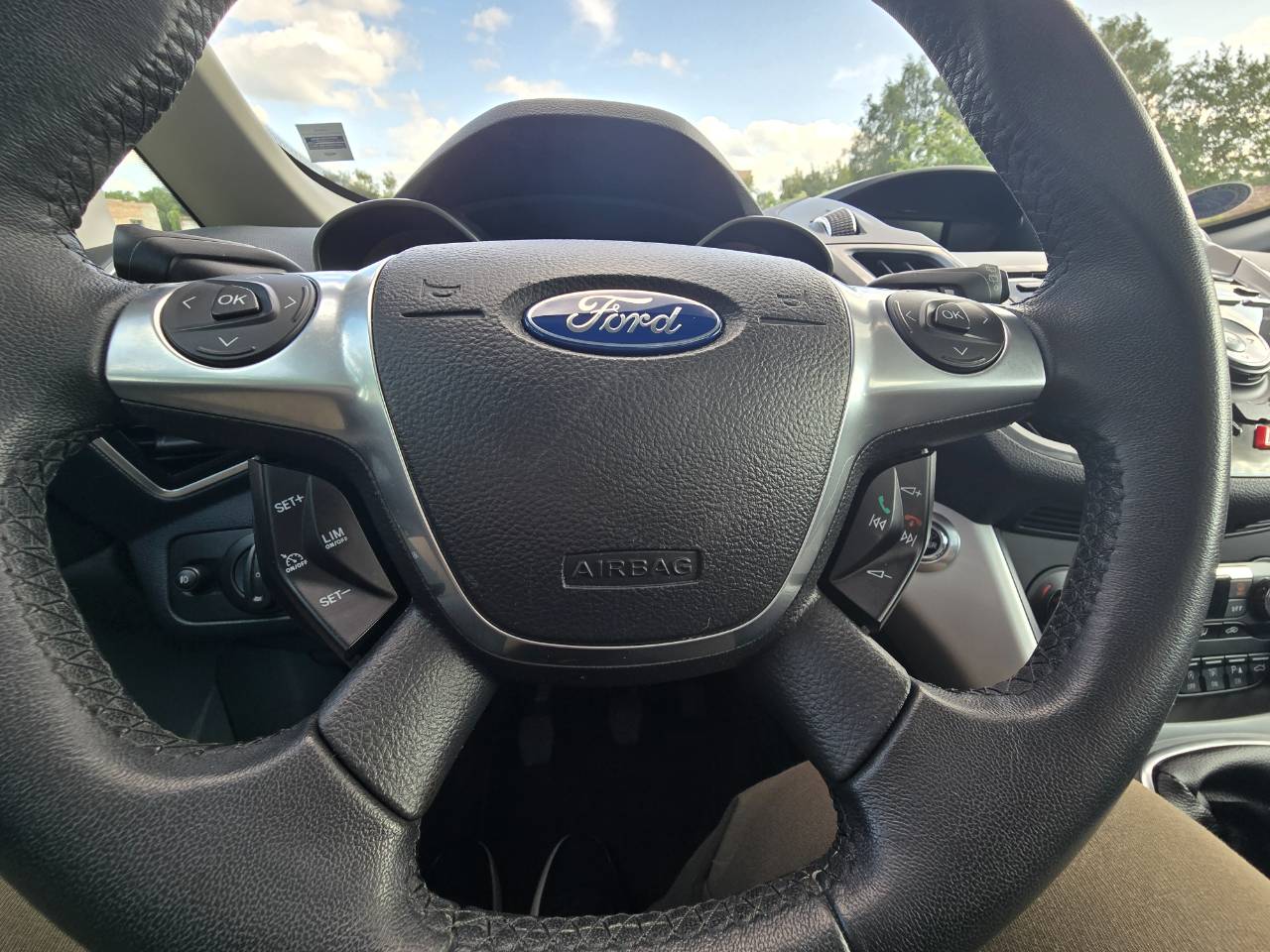 Ford C-MAX - фото 20